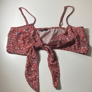 SHEIN Red Floral Tie-Front Crop Top